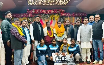 कौड़ीराम में यूपीएससी सफल अभ्यर्थी और नेशनल खिलाड़ियों का जोरदार सम्मान