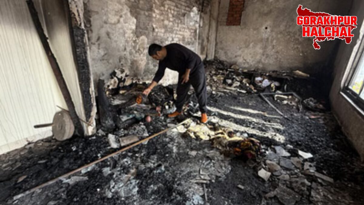 गोरखपुर में रात के अंधेरे में