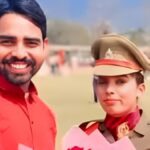 वर्दी पहनते ही बदला रिश्ता